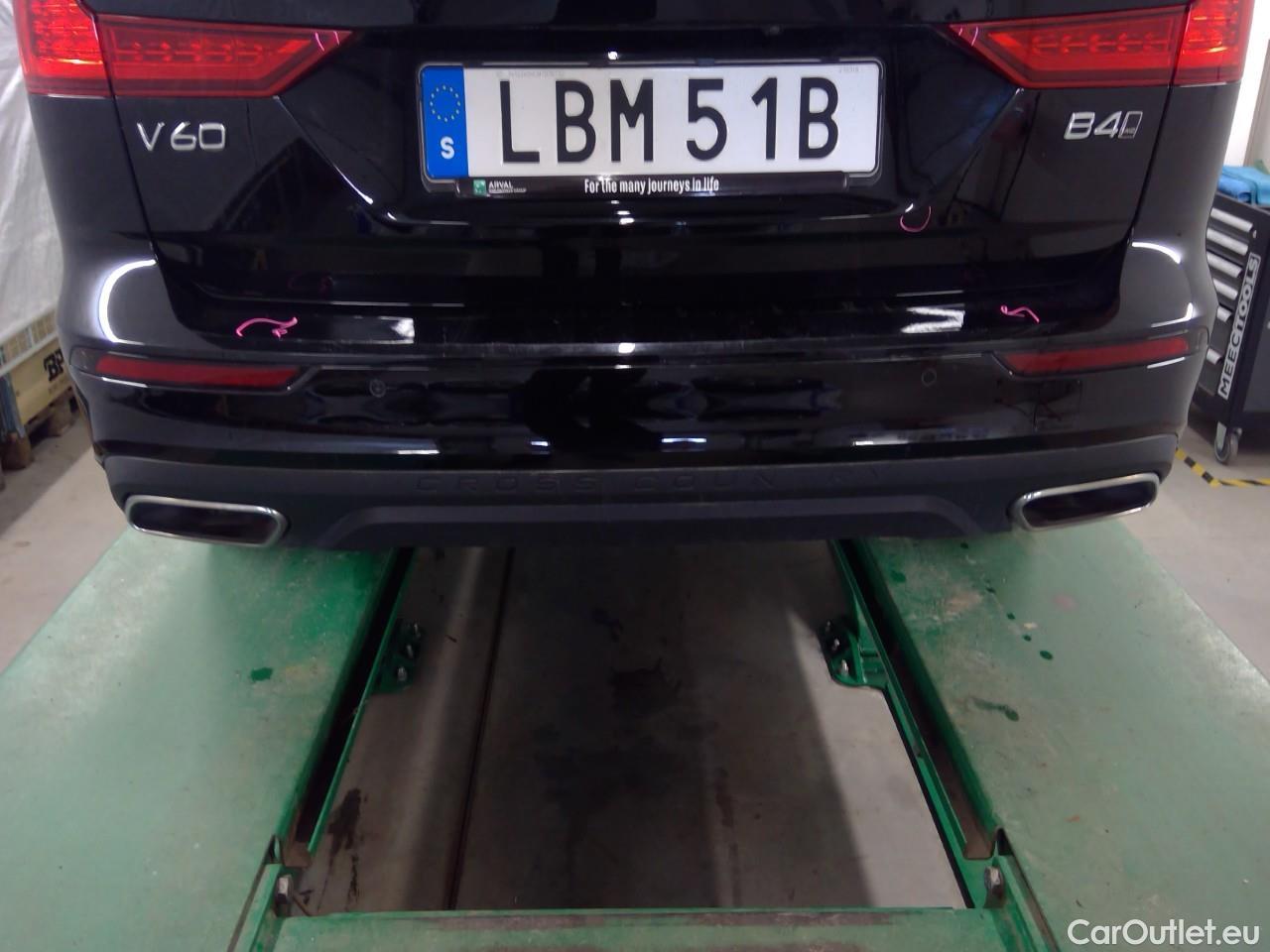  Volvo  V60  CC B4 D AWD Adv.SE Par.Aut #26