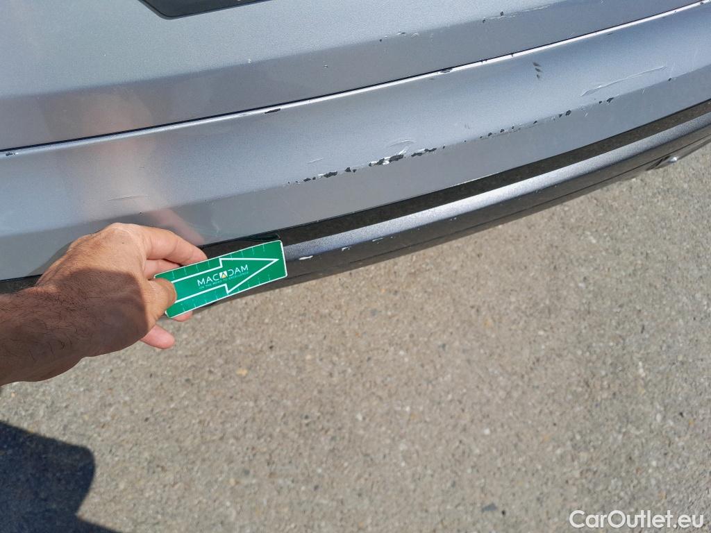  Land Rover  Range Rover LAND ROVER  Velar / 2017 / 5P / todoterreno 3.0D I6 221kW R-Dynamic S 4WD Auto #25