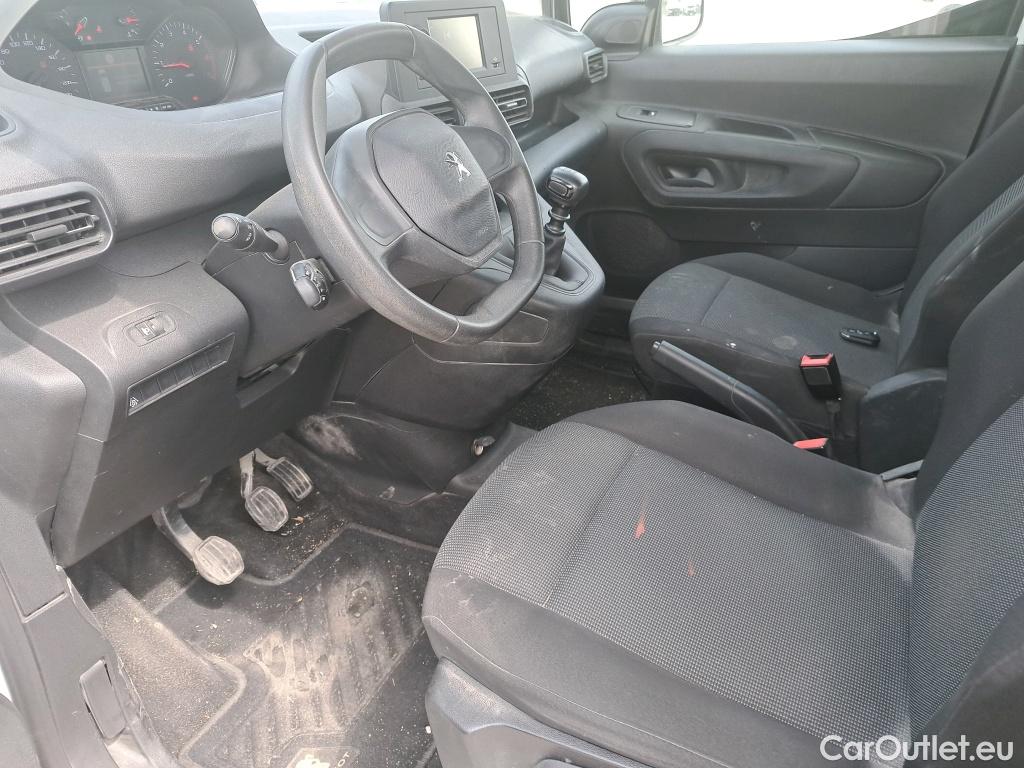  Peugeot  RIFTER PEUGEOT  / 2018 / 5P / combi Active Pack Business Std. BlueHDi 100 #28