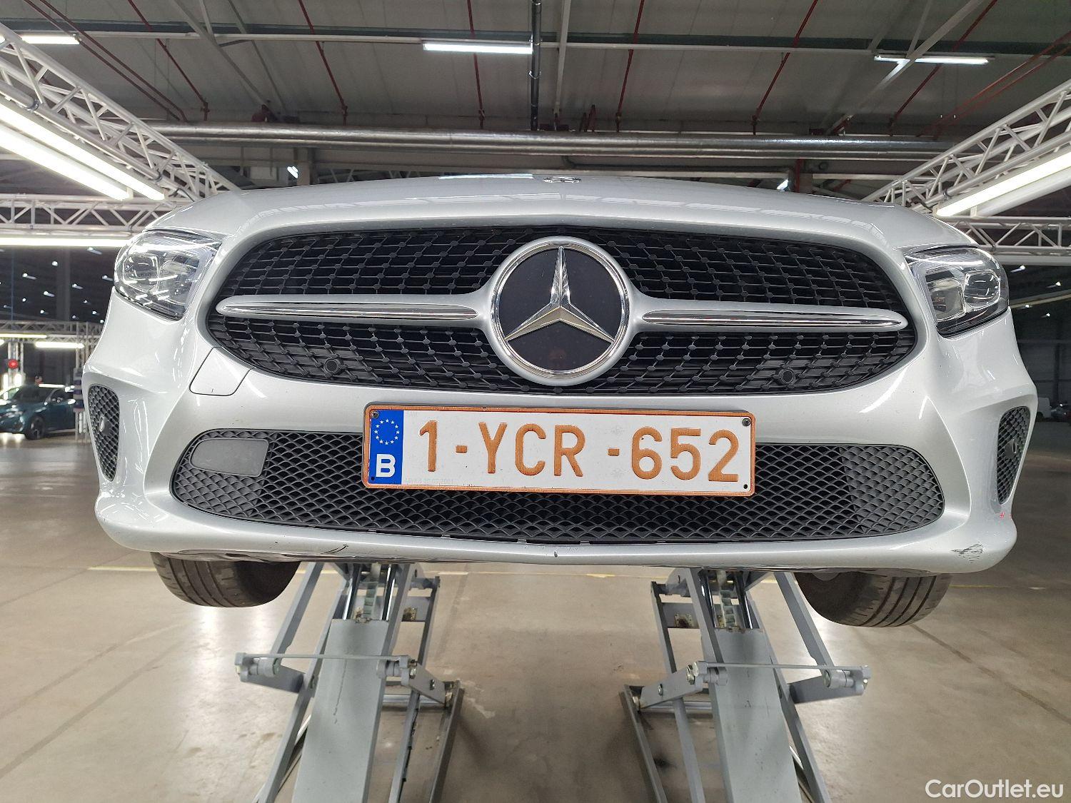  Mercedes  A-Klasse Mercedes, A-Class Berline '18, Mercedes-Benz  Limousine A 180 d DCT Busin #1