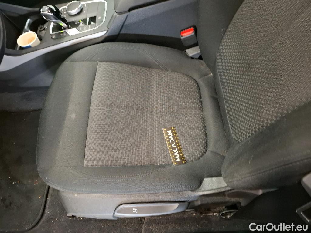  Bmw  Serie 1 BMW Série 1 5p Berline 1.5 116D DKG7 Business Design #10