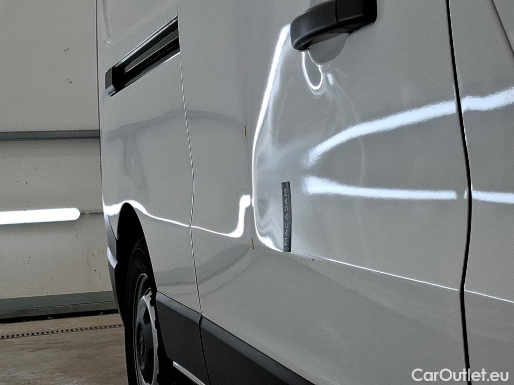  Renault  Trafic  III Fourgon L2H1 3T Confort 2.0 dCi 130CV BVM6 E6d #2