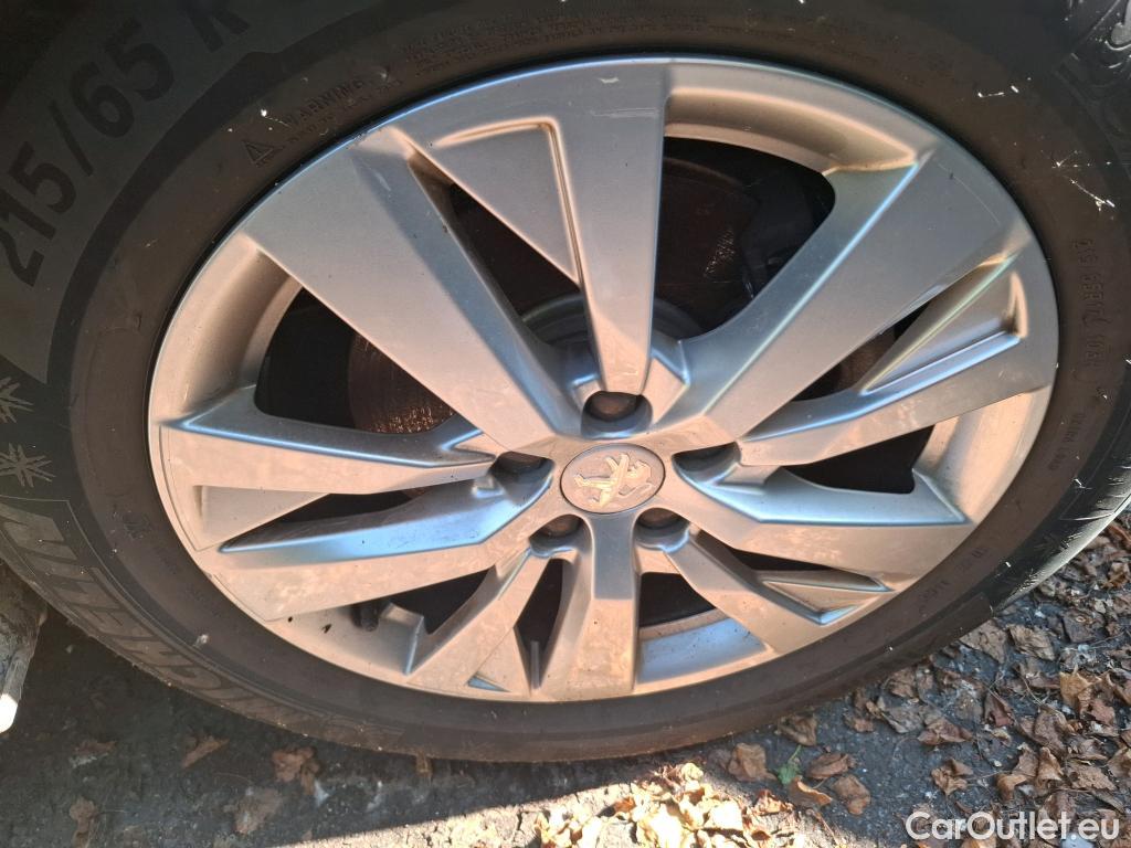  Peugeot  5008 PEUGEOT  / 2020 / 5P / SUV BlueHDi 130 S&S EAT8 Active Business #13