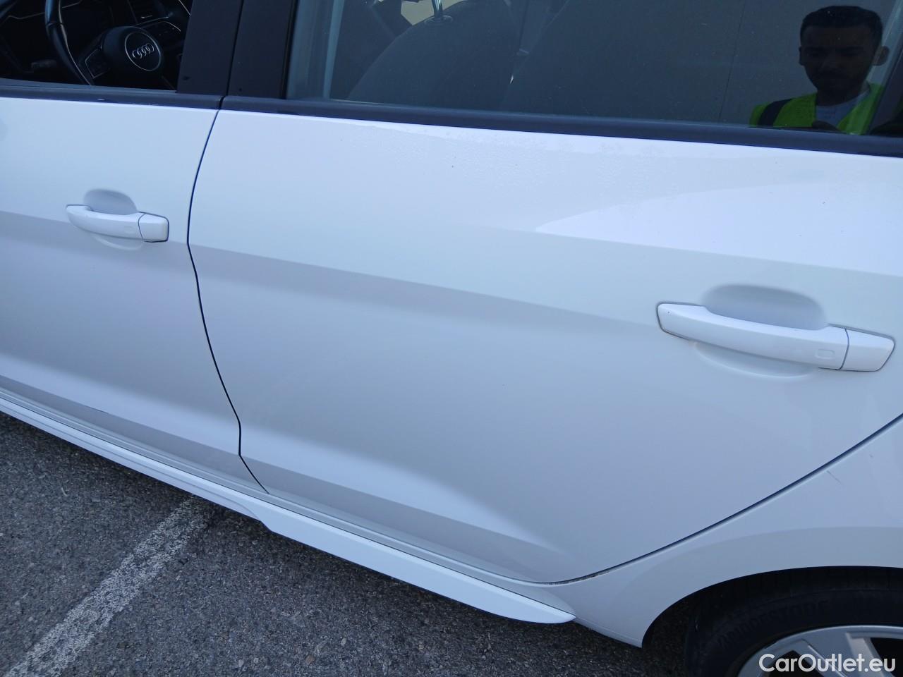  Audi  A1 Sportback AUDI A1 / 2018 / 5P / berlina con portón Sportback S line 30 TFSI 81kW (116CV) (AC) #13