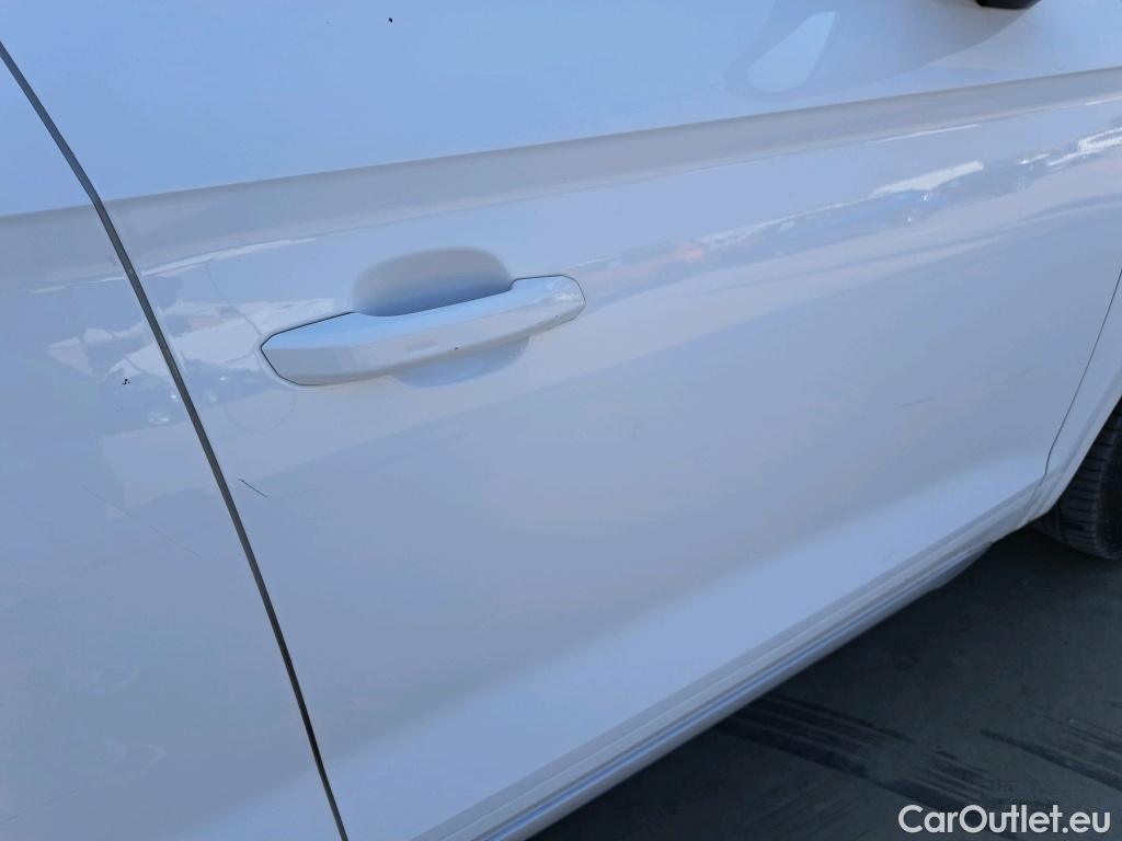  Audi  Q5  FYG 35 TDI advanced 2.0 TDI 165CV AT7 E6d #40