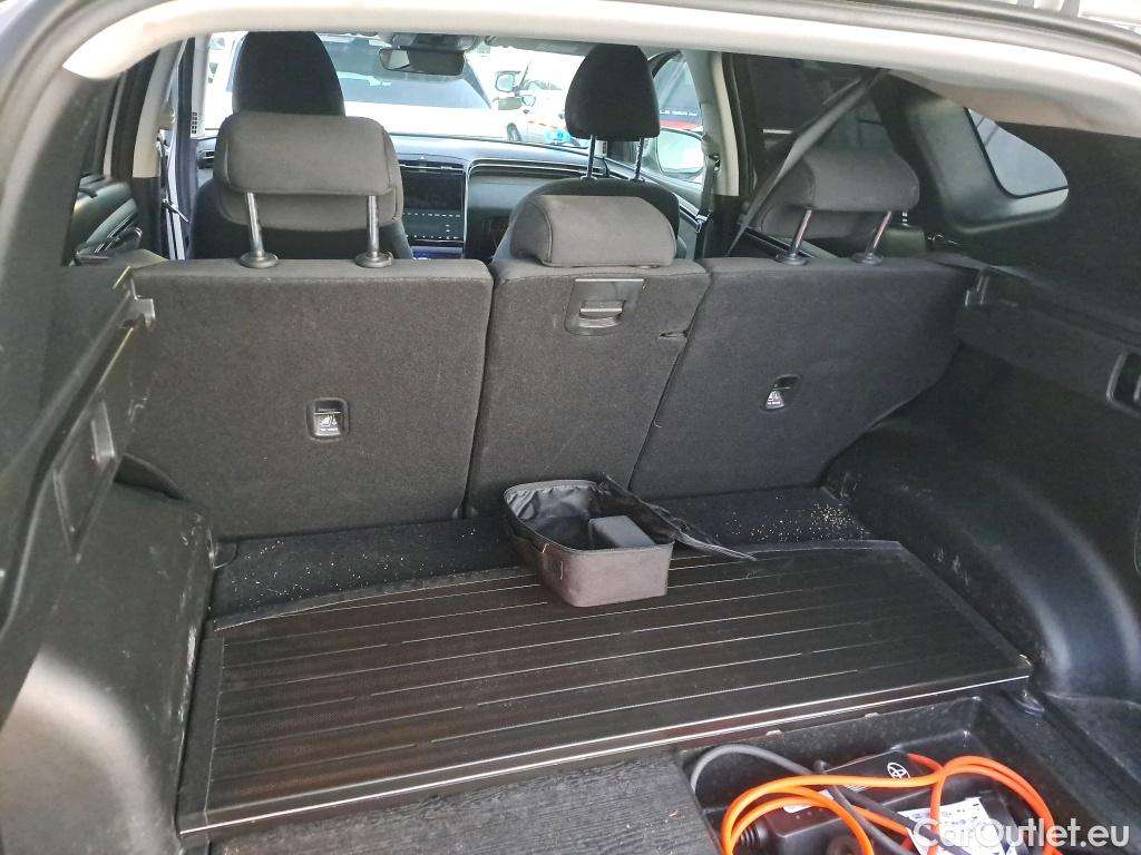  Hyundai  Tucson HYUNDAI  / 2020 / 5P / todoterreno 1.6 TGDI PHEV 195kW Tecno Sky Auto 4x4 #3