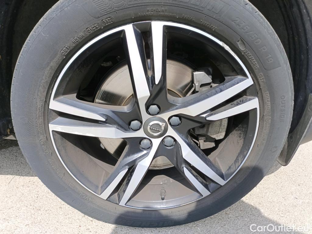  Volvo  XC 40 XC40 2WD Plug-In Hybrid R-Design 1.5 T5 #8