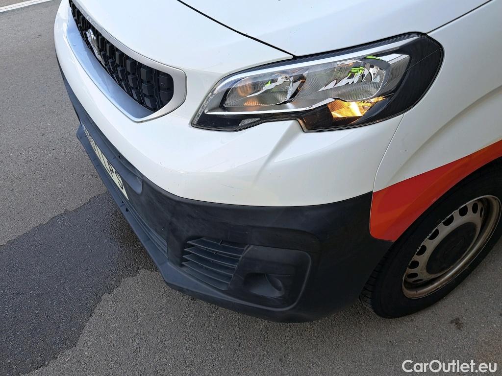  Peugeot  Expert  Combi Largo 1.5 HDI 120CV MT6 E6d #30