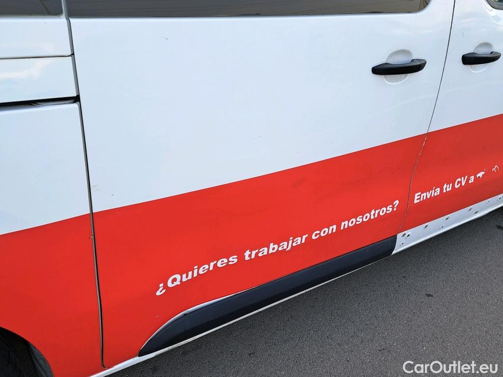  Peugeot  Expert  Combi Largo 1.5 HDI 120CV MT6 E6d #11