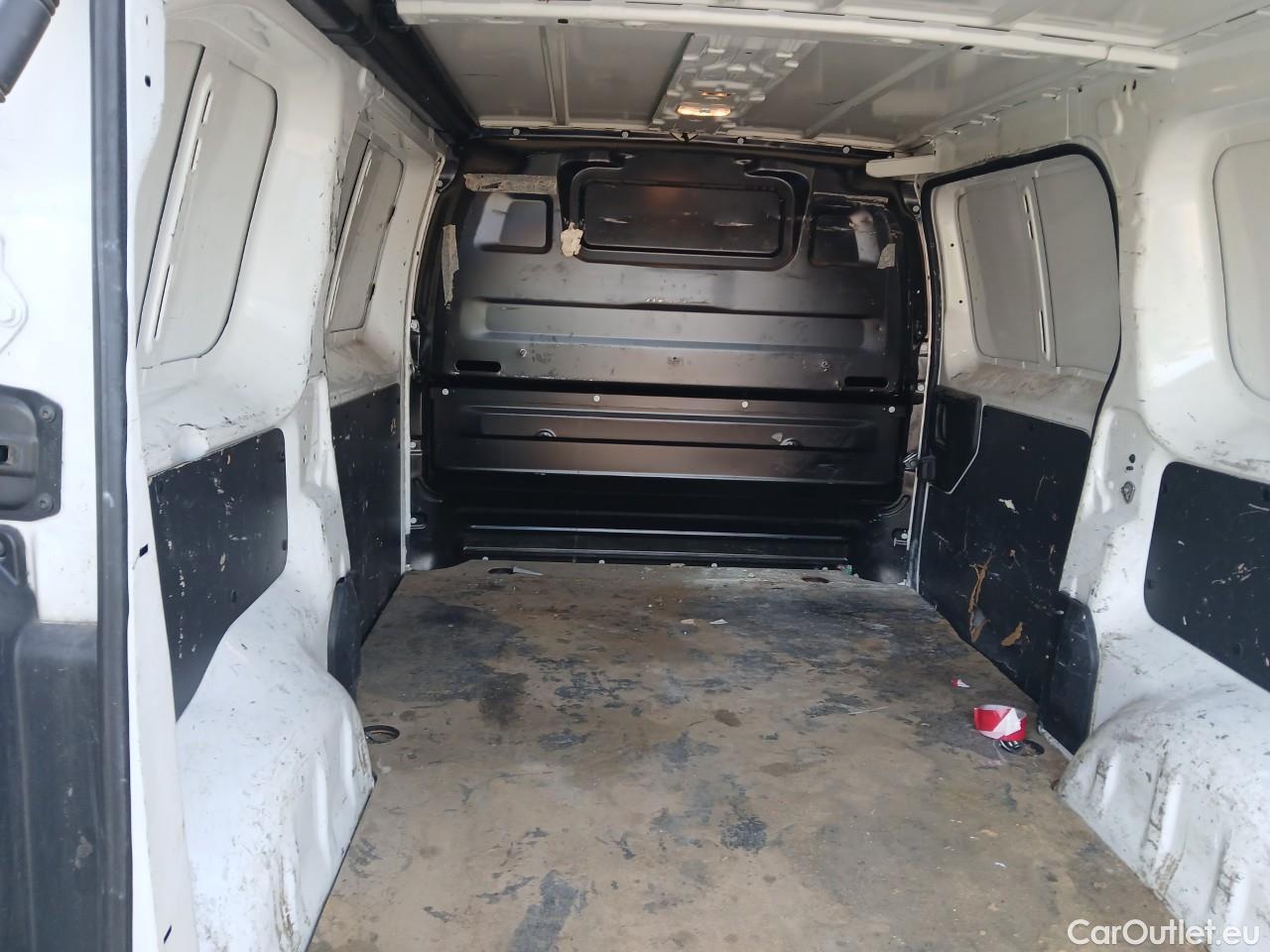  Opel  Vivaro OPEL  / 2019 / 4P / furgón 1.5 Diésel 88kW (120CV) M Std Select #24