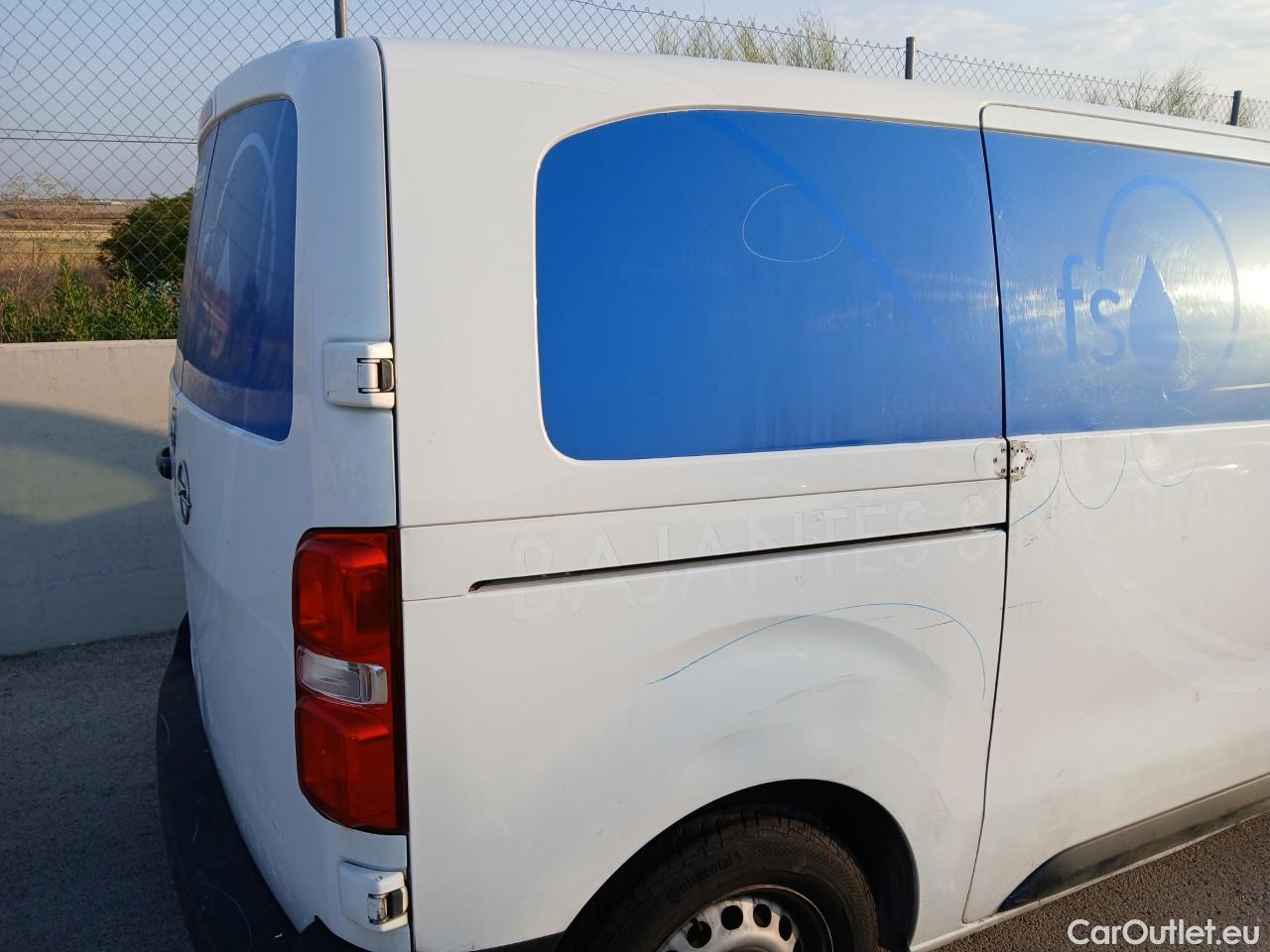  Opel  Vivaro OPEL  / 2019 / 4P / furgón 1.5 Diésel 88kW (120CV) M Std Select #49