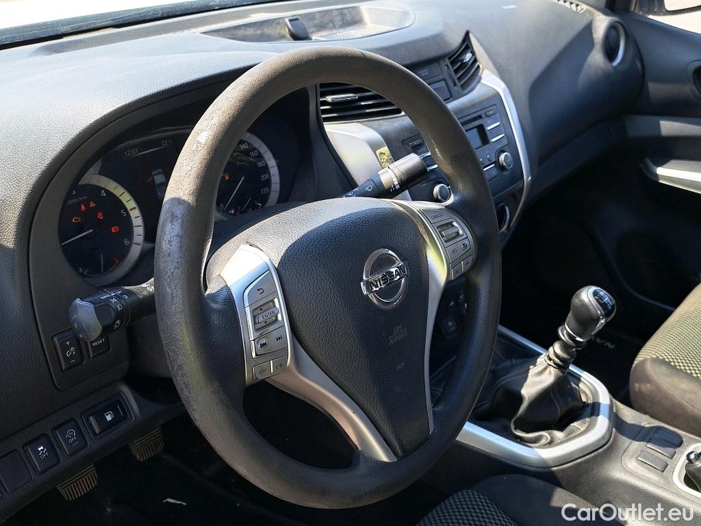  Nissan  Navara NISSAN  / 2015 / 4P / pickup Doble Cab. 2.3dCi 120kW(160CV) Visia #33