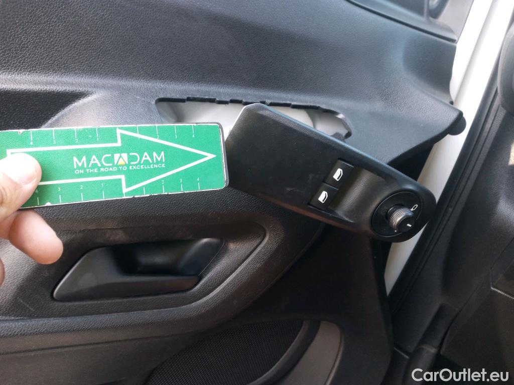  Citroen  Berlingo  Combi Live M 1.5 BlueHDi 100CV MT5 E6dT #24