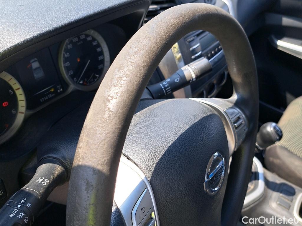  Nissan  Navara NISSAN  / 2015 / 4P / pickup Doble Cab. 2.3dCi 120kW(160CV) Visia #34