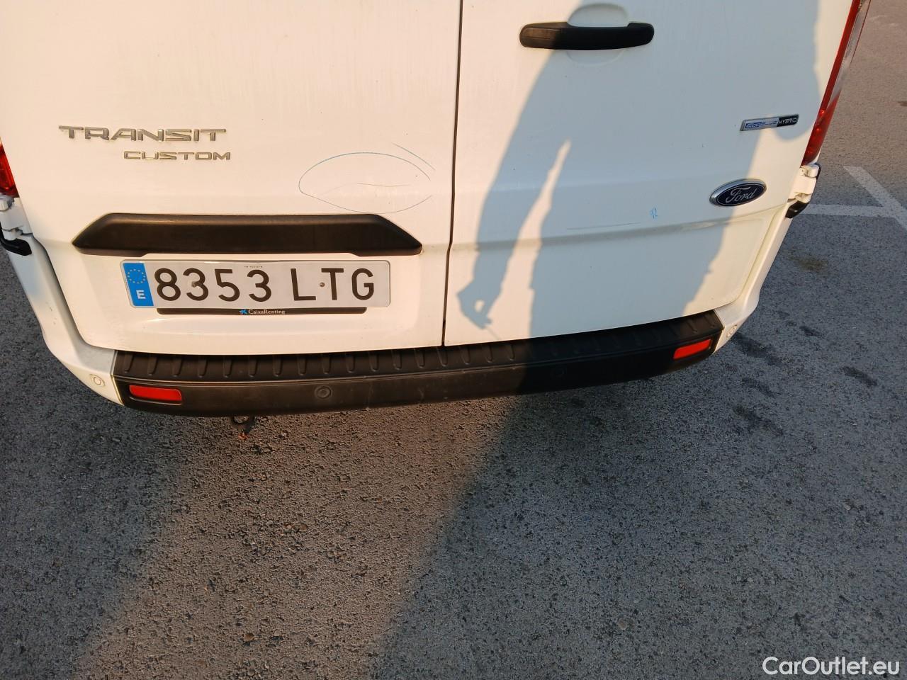 Ford  Transit  Custom Combi / Tourneo Custom 320 L1 Trend 2.0 TDCi 130CV MT6 E6dT #13
