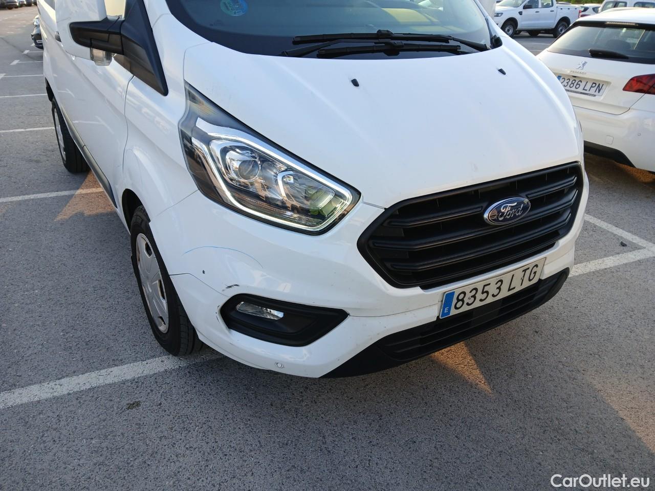  Ford  Transit  Custom Combi / Tourneo Custom 320 L1 Trend 2.0 TDCi 130CV MT6 E6dT #23