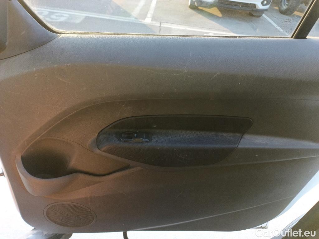  Ford  Transit Connect FORD  / 2013 / 5P / combi Kombi 1.5 TDCi 74kW Trend 230 L2 #49