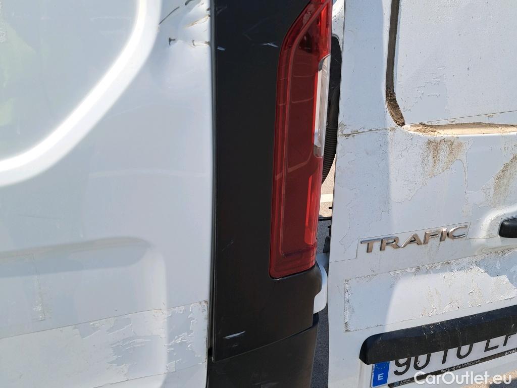  Renault  Trafic RENAULT  / 2019 / 4P / furgón Furgón 27 L1H1 Energy BluedCi 88 kW (AC) #39