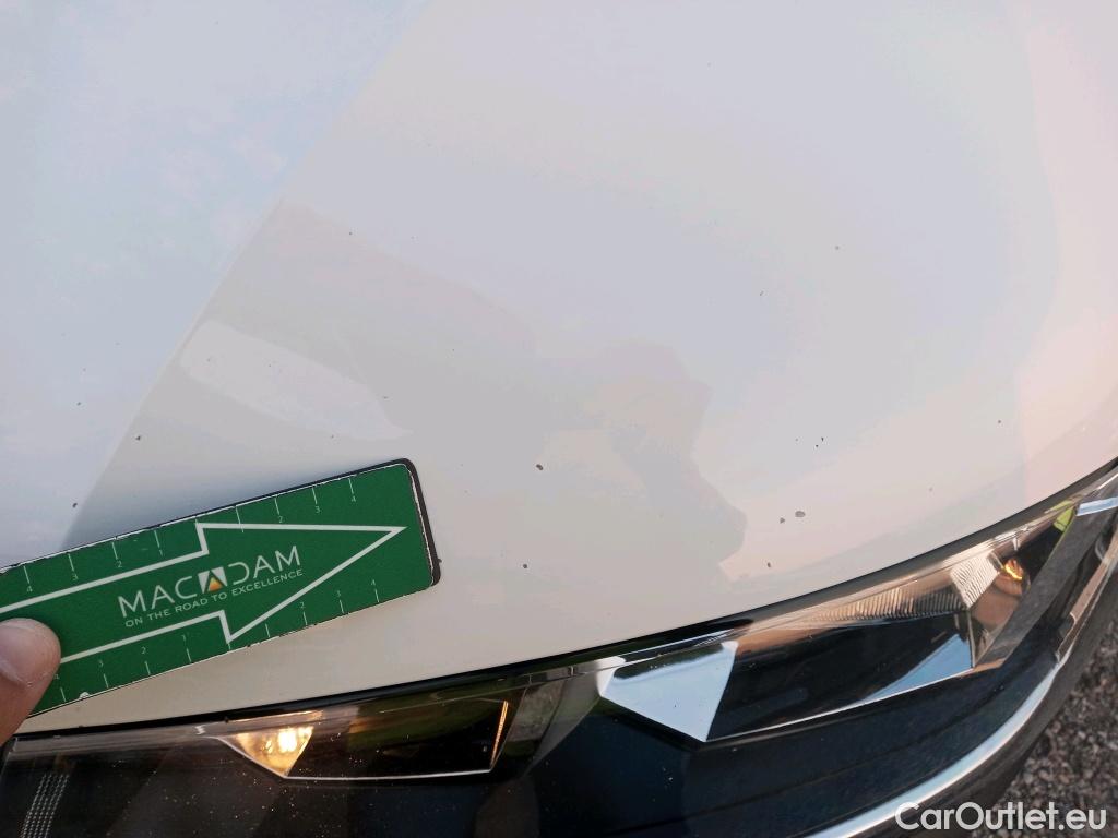  Land Rover  Discovery VOLKSWAGEN Transporter / 2020 / 4P / furgón Furgón Corto TN 2.0 TDI 110kW 4MO #19