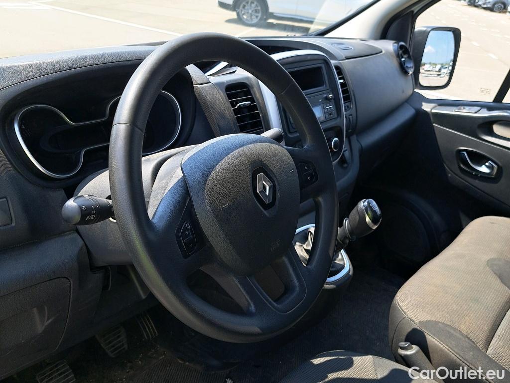  Renault  Trafic RENAULT  / 2019 / 4P / furgón Furgón 27 L1H1 Energy BluedCi 88 kW (AC) #35