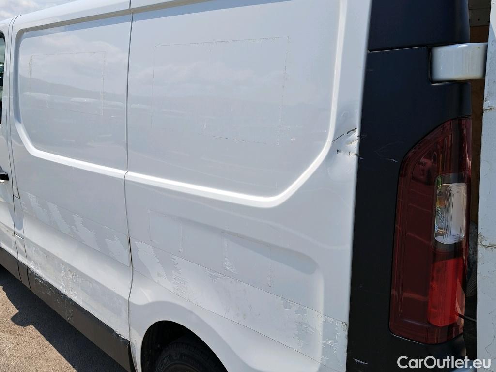  Renault  Trafic RENAULT  / 2019 / 4P / furgón Furgón 27 L1H1 Energy BluedCi 88 kW (AC) #5