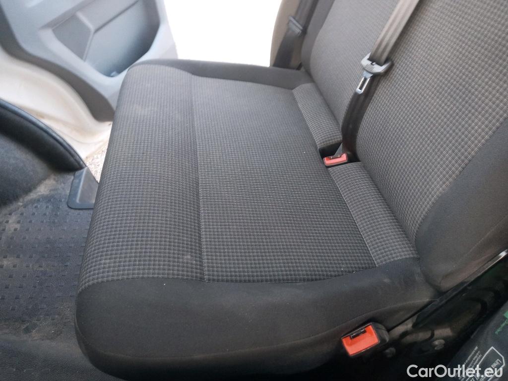  Land Rover  Discovery VOLKSWAGEN Transporter / 2020 / 4P / furgón Furgón Corto TN 2.0 TDI 110kW 4MO #58