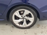  Audi  A4 Audi  Avant 40 TFSI S tronic S Edition 5d #24