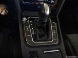  Volkswagen  Passat Variant 2.0 TDI SCR DSG Business Automatic Diesel  64 #17