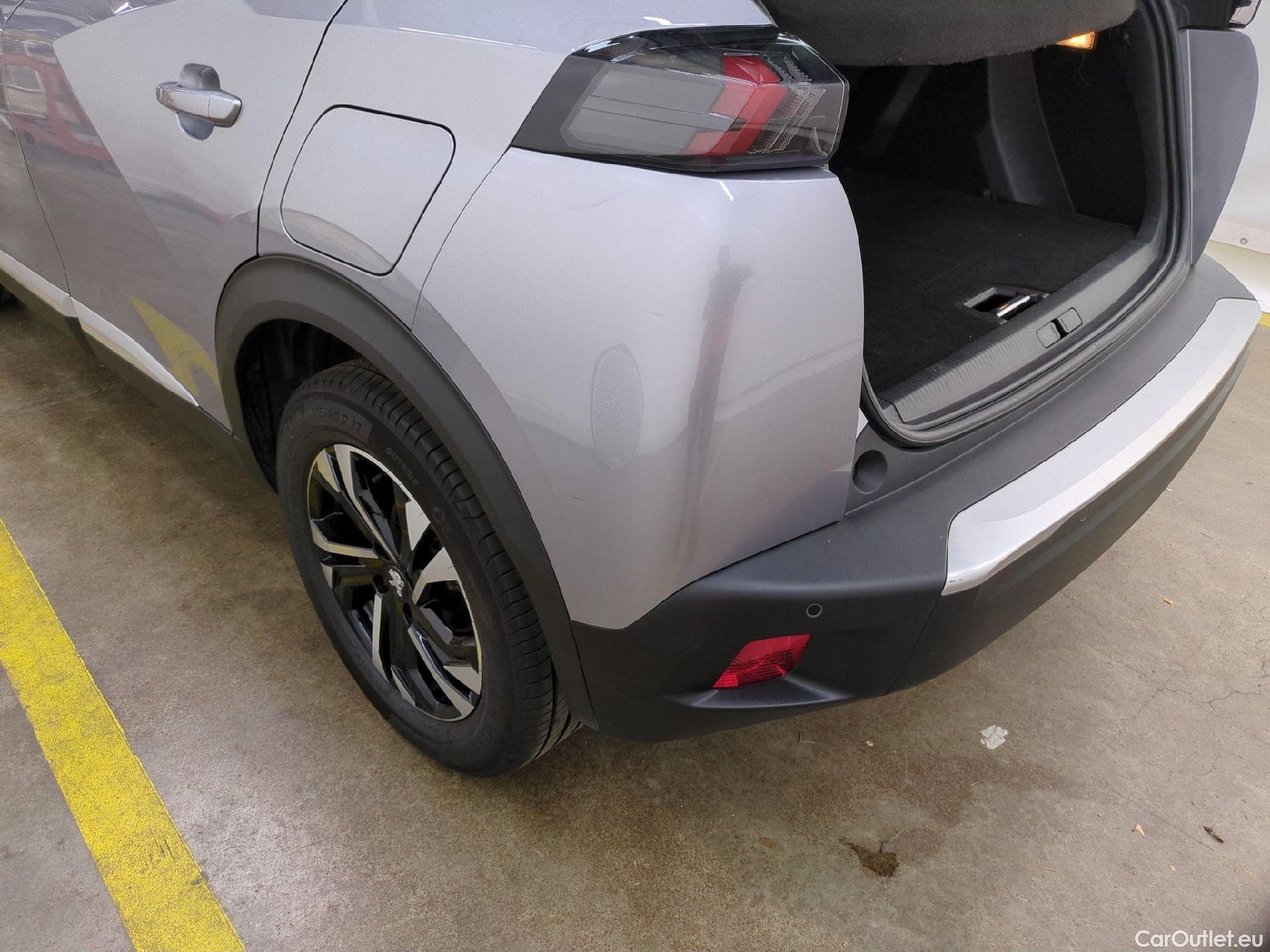 Peugeot  2008  Allure 1.5 HDi 130CV BVA8 E6d #26