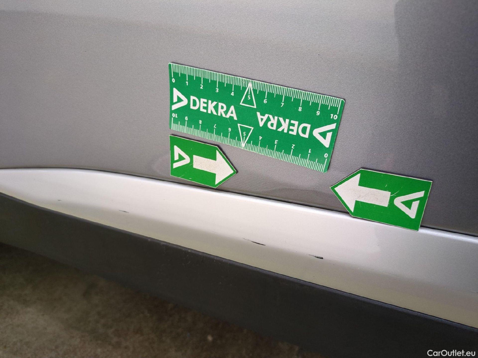  Peugeot  2008  Allure 1.5 HDi 130CV BVA8 E6d #14