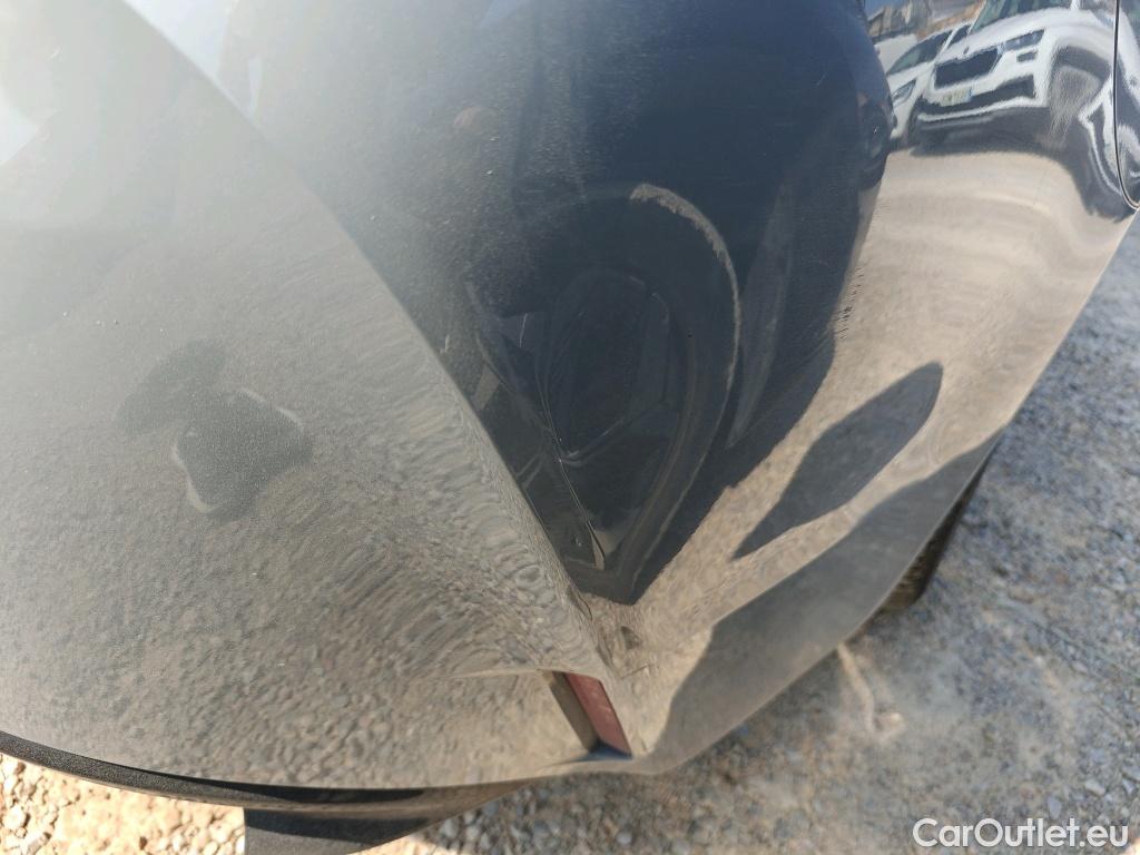 Toyota  Corolla TOYOTA  / 2019 / 5P / familiar 2.0 180H STYLE E-CVT TOURING SPORT #29