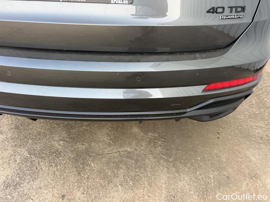  Audi  Q3 AUDI  / 2018 / 5P / todoterreno 40 TDI 147kW S tronic Quattro Black Line #13