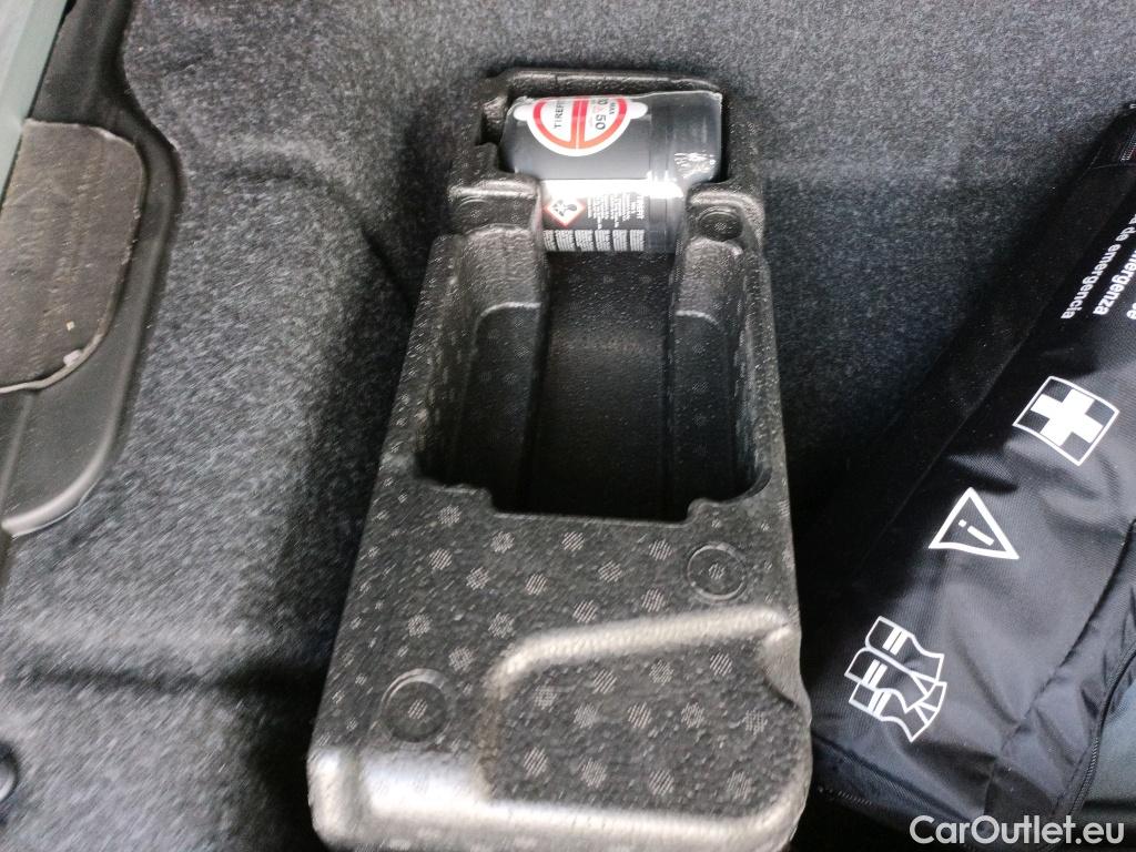  Bmw  X3 BMW  / 2017 / 5P / todoterreno sDrive18d #4