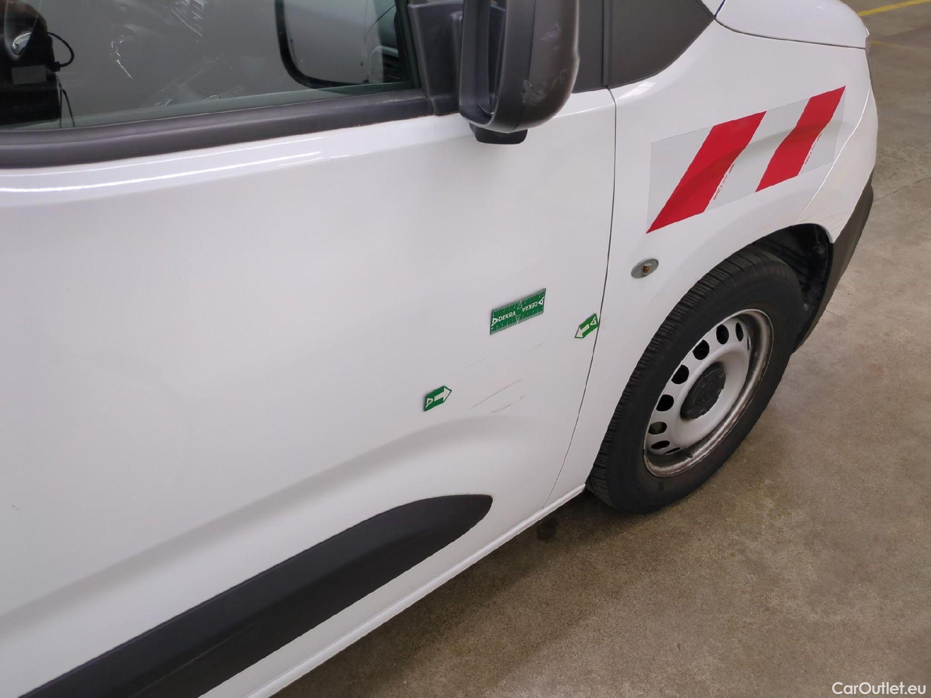  Citroen  Berlingo  Fourgon Worker M 1000 1.2 PureTech 130CV BVA8 E6d #27