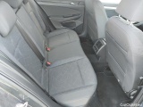  Volkswagen  Golf  VIII Berlina Life eTSI 1.0 TSI 110CV AT7 E6d #7