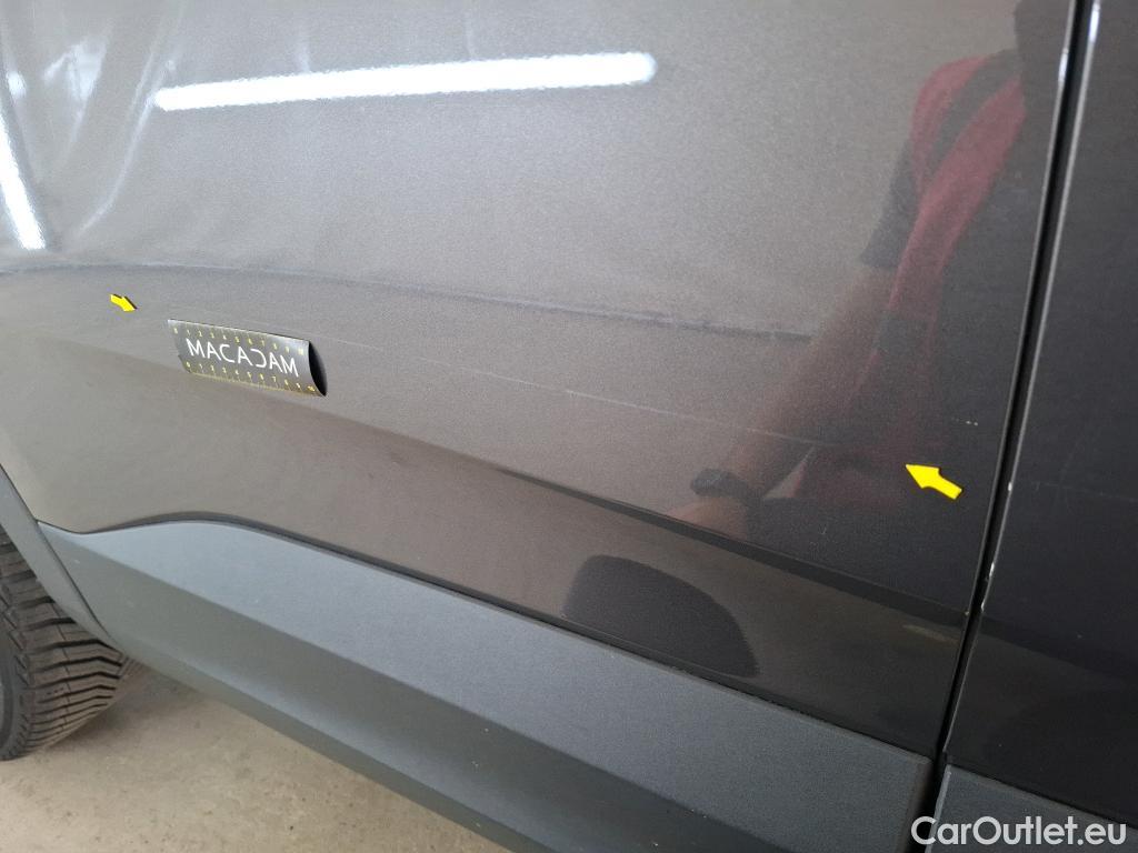  Opel   Grandland X Grandland X Elegance Business 1.5 130CV BVA8 E6d #9