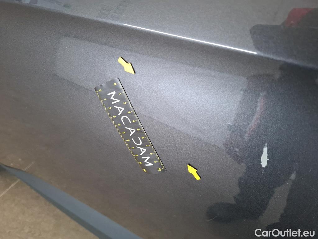  Opel   Grandland X Grandland X Elegance Business 1.5 130CV BVA8 E6d #24