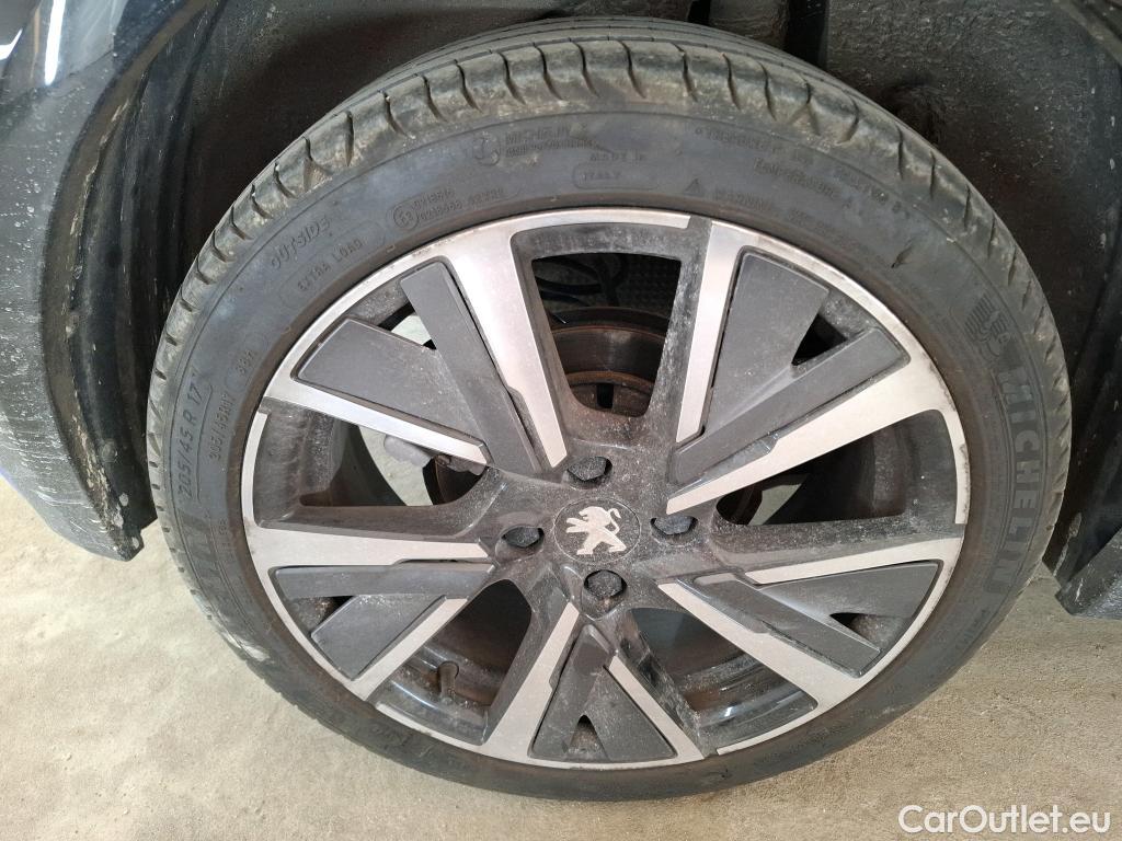  Peugeot  208  GT 1.2 PureTech 100CV BVM6 E6d #13