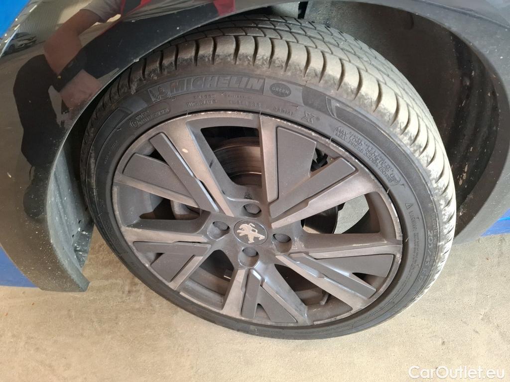  Peugeot  208  GT 1.2 PureTech 100CV BVM6 E6d #9
