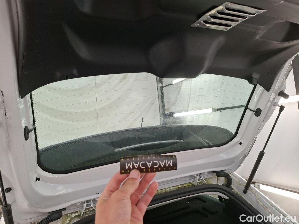  Peugeot  208  Premium 1.5 HDi 100CV BVM6 E6d #16