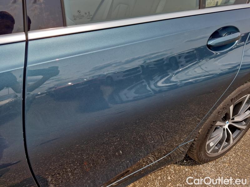  Bmw  Serie 3  Lim. (F30)  (2015) 330i xDrive AT #10