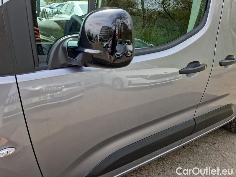  Toyota  Proace  City Verso (2020) Pr.City 1.2T 110 std.Comfort #2