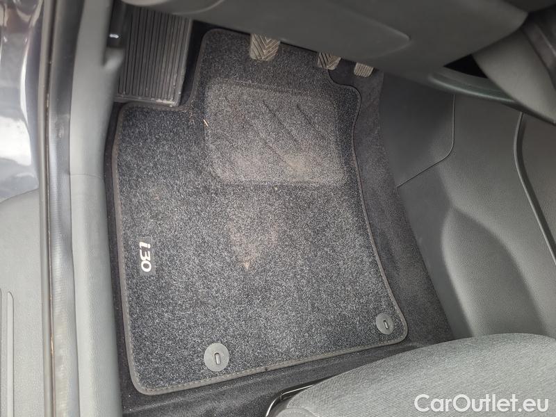  Hyundai  i30  (PD)(01.2017  ->) Osobni  #3