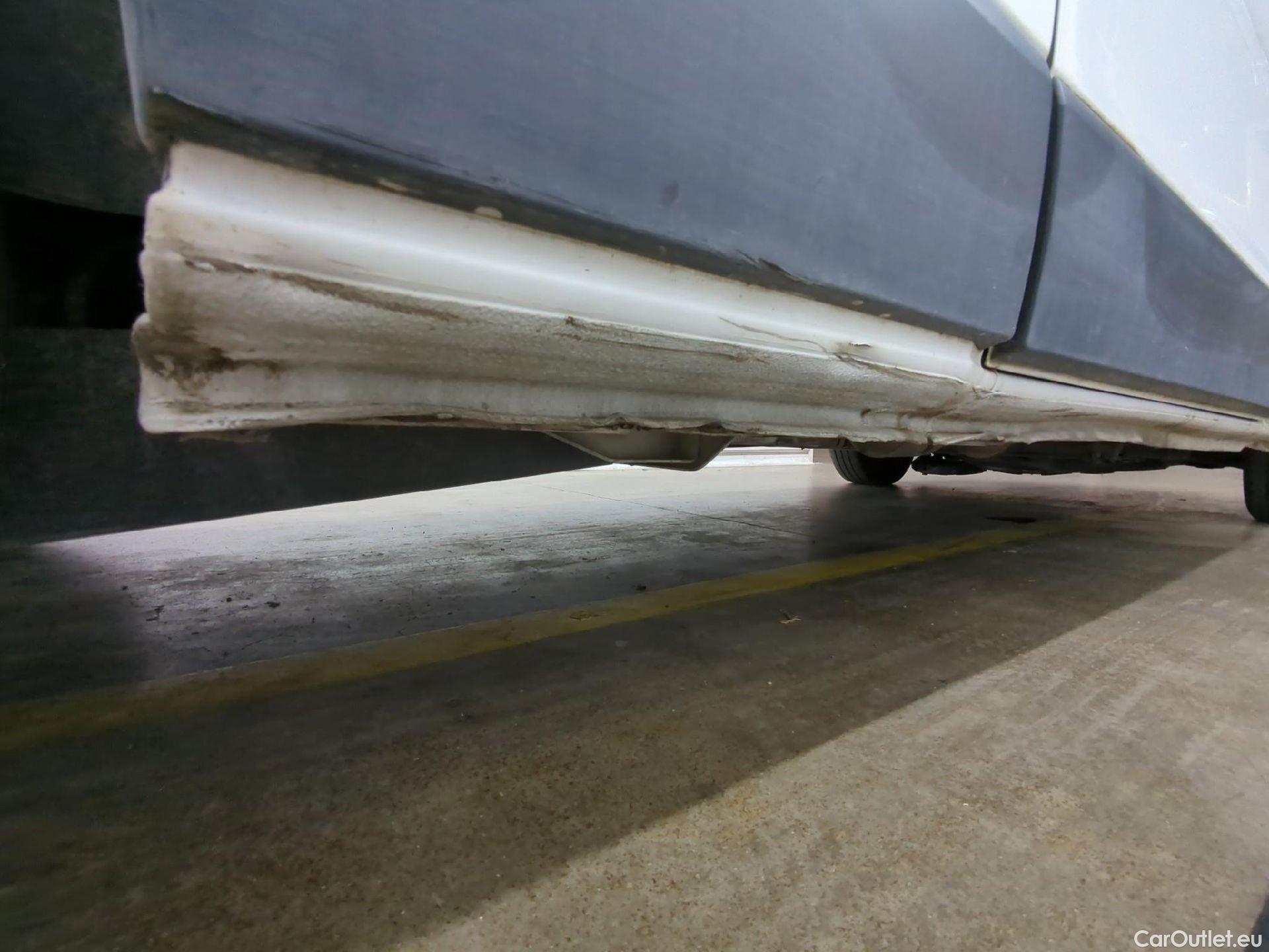  Renault  Trafic  Furgon Grand Confort L2H2 1200 1.6 dCi 125CV BVM6 E6 #15