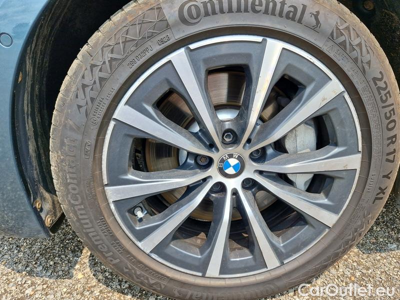  Bmw  Serie 3  Lim. (F30)  (2015) 330i xDrive AT #3
