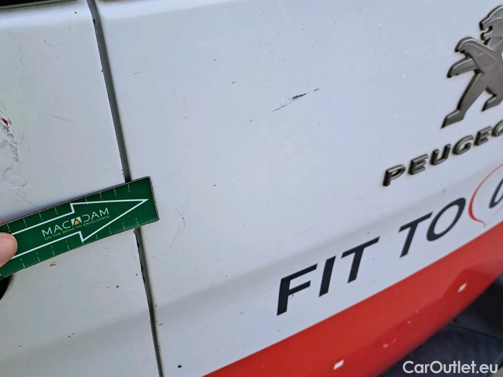  Peugeot  Expert  Combi Largo 1.5 HDI 120CV MT6 E6d #16