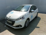  Peugeot  208 PEUGEOT  / 2015 / 5P / berlina con portón 5P Signature 1.2L PureTech 60KW (82CV) 