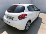  Peugeot  208 PEUGEOT  / 2015 / 5P / berlina con portón 5P Signature 1.2L PureTech 60KW (82CV) #2