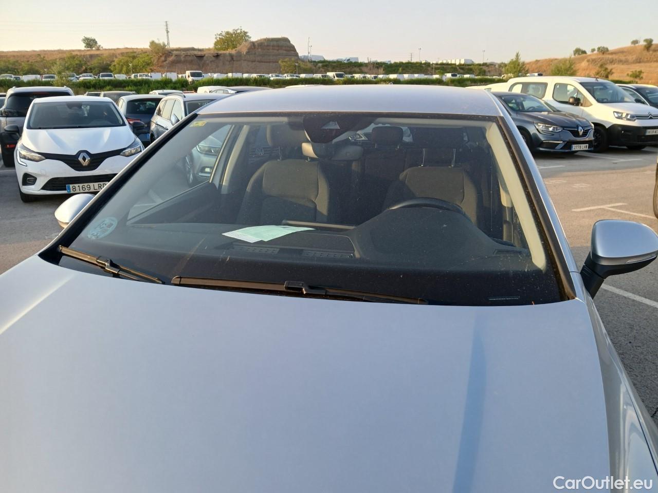  Volkswagen  Golf  VIII Lim. Life 1.5 TSI 130CV MT6 E6dT #27