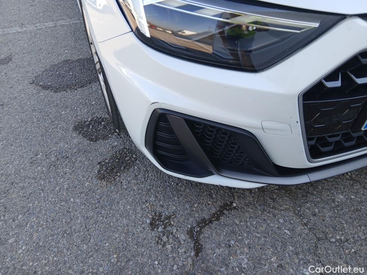  Audi  A1 Sportback AUDI A1 / 2018 / 5P / berlina con portón Sportback S line 30 TFSI 81kW (116CV) (AC) #4